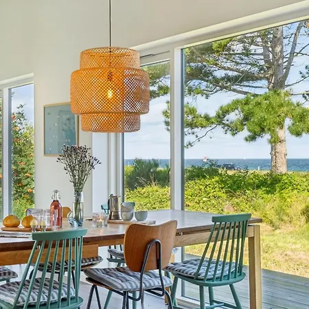 Gjorgje - 100m From The Sea By Interhome Feriehus *