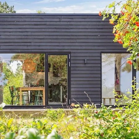 Gjorgje - 100m From The Sea By Interhome