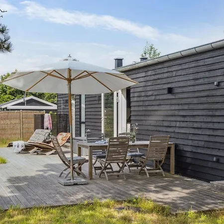 Gjorgje - 100m From The Sea By Interhome Tjørneholm